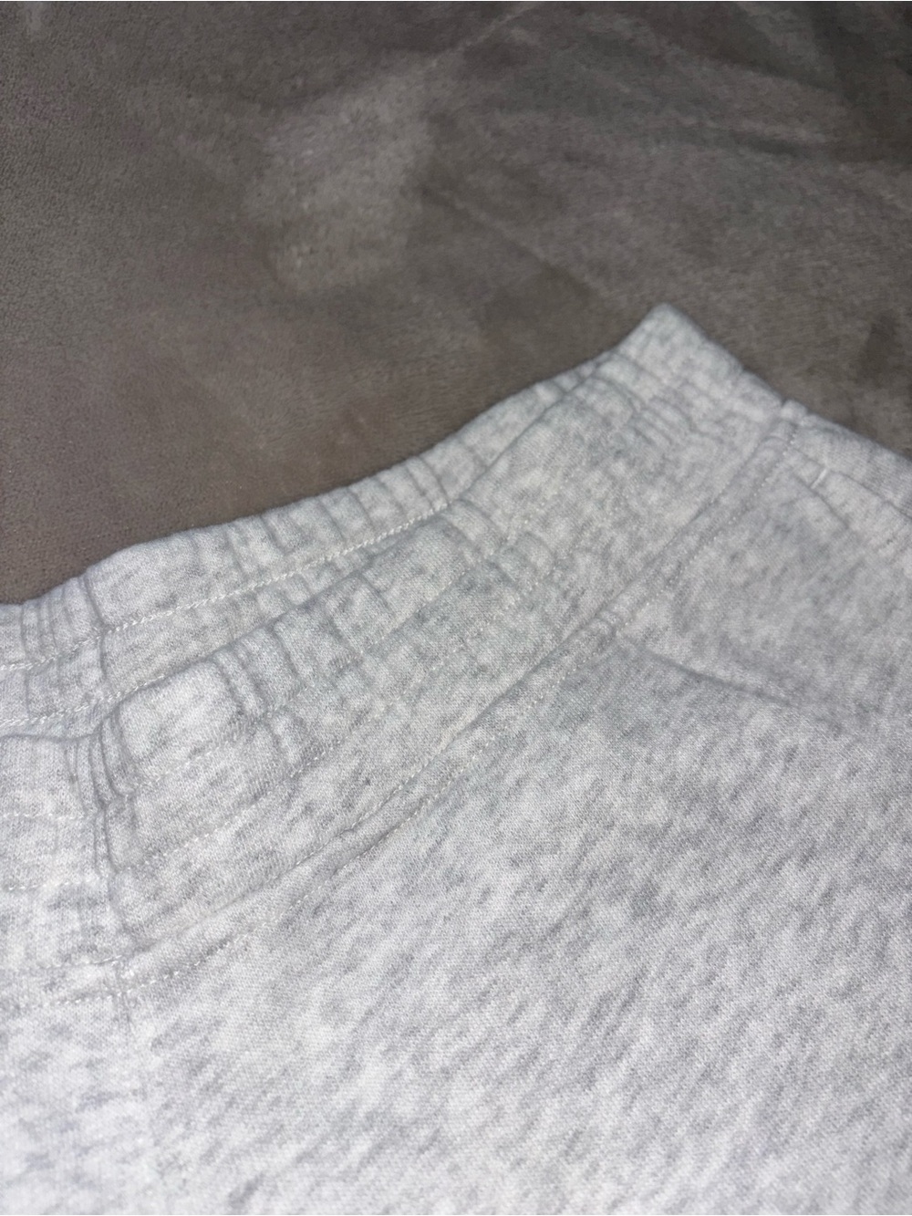 NWT Hollister Baggy Grey Sweatpants - Picture 4 of 11
